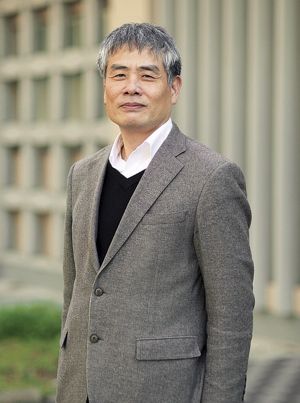 Prof. Noboru Fujimoto, Dean of Faculty of Education